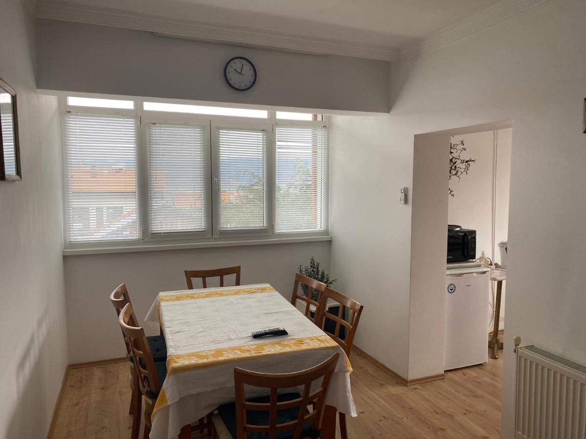 Guest House Simona 사파레바바냐 외부 사진