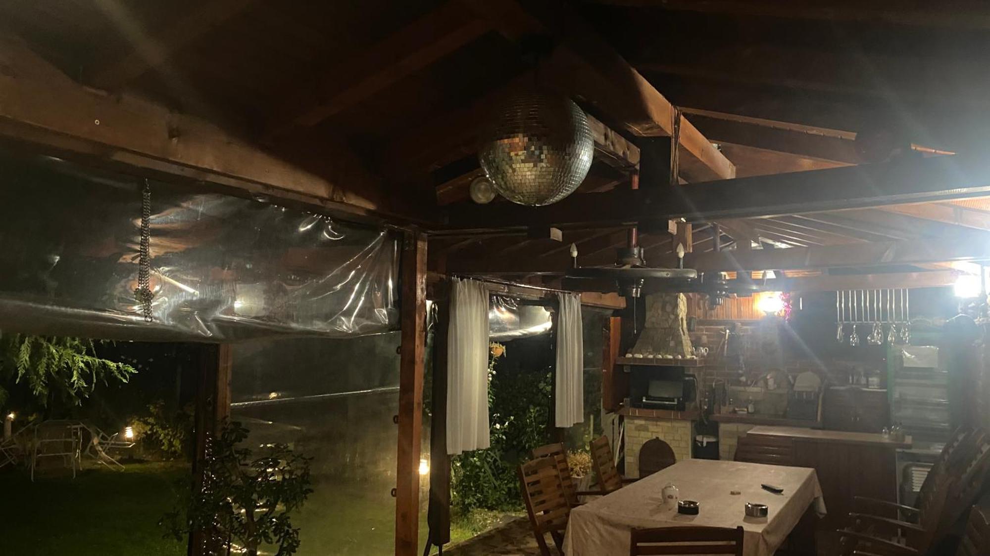 Guest House Simona 사파레바바냐 외부 사진