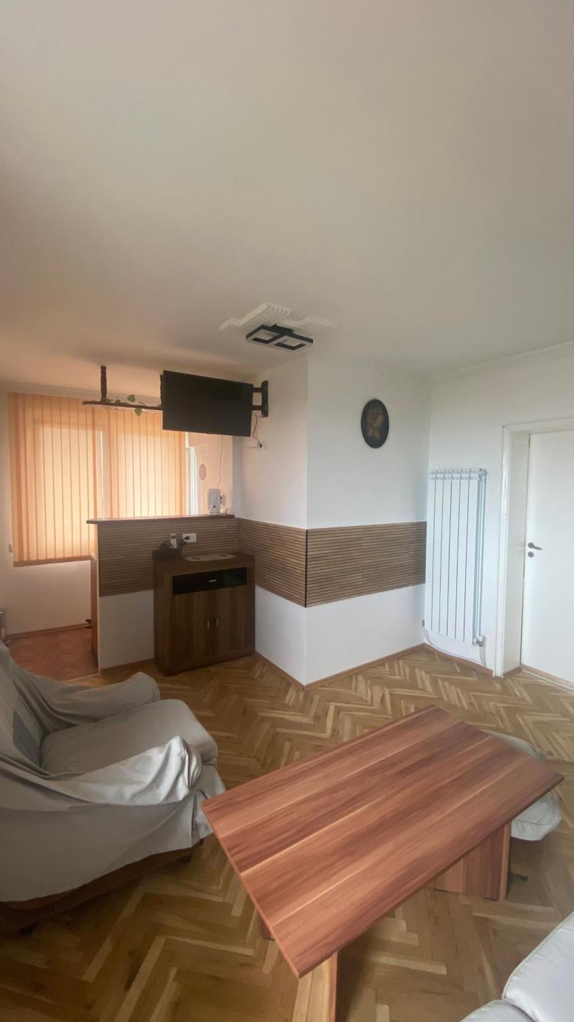 Guest House Simona 사파레바바냐 외부 사진