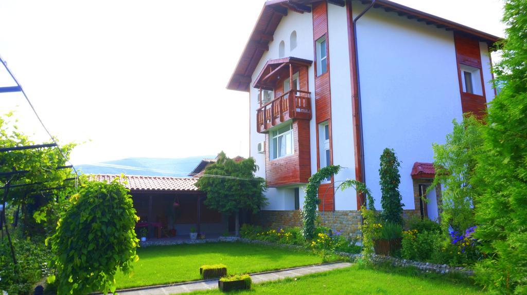 Guest House Simona 사파레바바냐 외부 사진
